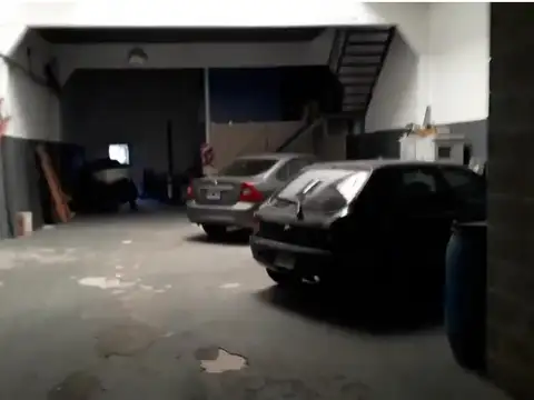 Galpon en Venta 45  mts Fondo