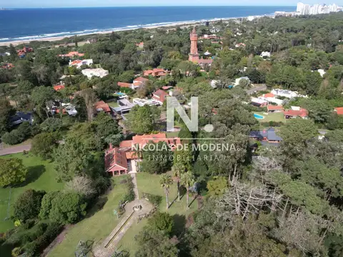 Propiedad exclusiva ubicada en Golf, Punta del este 