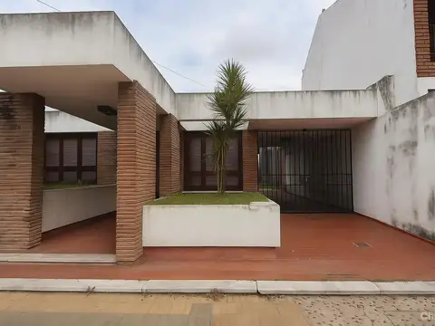 Casa en San Nicolas De Los Arroyos