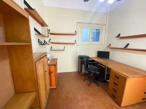 Depto Tipo Casa en Venta 68 años
