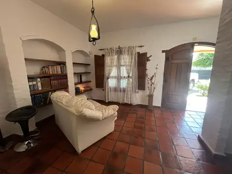 Casa 7 ambientes con 3 baños