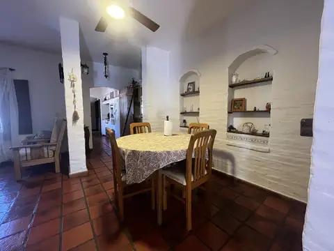 Casa en Venta con 3 cocheras