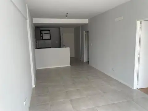 VENTA 2 AMB CON BALCON A ESTRENAR DIST AUDIOVISUAL