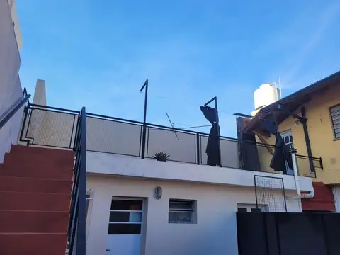 Tres De Febrero 605