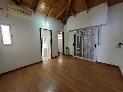 Casa en Alquiler en Zarate, $ 800.000