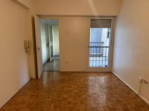 Ayacucho y P. de Melo -Ideal 3amb - 45m2 - luminoso - APTO PROF.