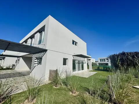 Departamento en Venta de 4 ambientes en Pilar