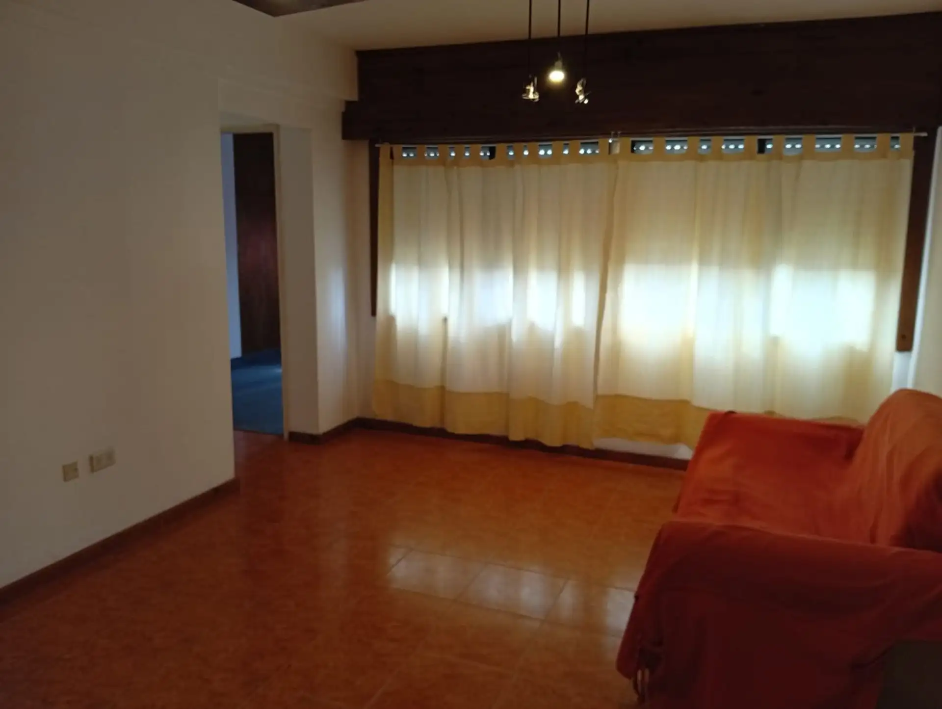 Venta depto 3 amb 2 piso por escalera - B.Roldan