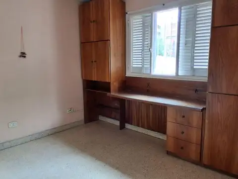Depto Tipo Casa en Alquiler 40 años