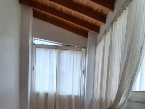 Depto Tipo Casa 4 ambientes con 1 baño