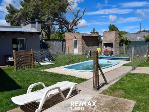 Casa en Venta con 1 cochera