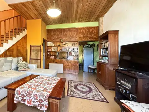 Isla Cerdeña 100, Piso 0