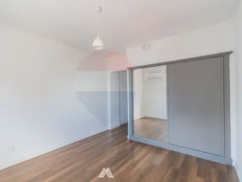ALQUILER Oficina o Consultorio Plaza Gomensoro