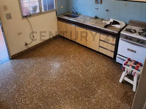 Depto Tipo Casa en Venta en Castelar Norte, USD 60.000