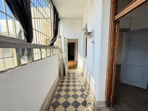 Jose Marti 125 ph 4 ambientes 1er piso frente