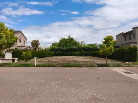 Terreno en Venta en Chacras de Coria, USD 110.000