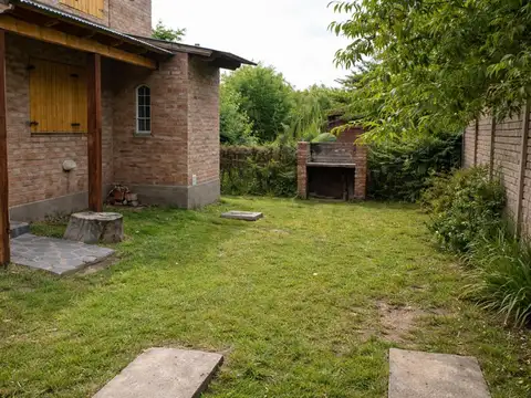 CABAÑA 2 DORMITORIOS, PARRILLA, PATIO 