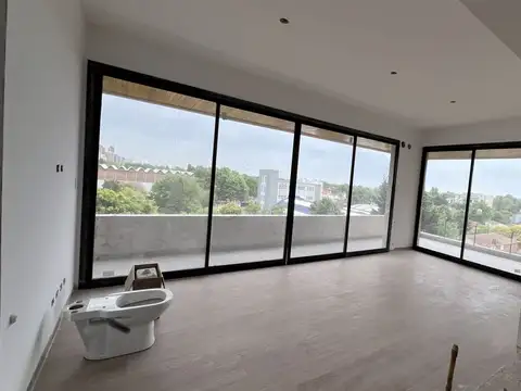 Bottaro 1100, Piso 5