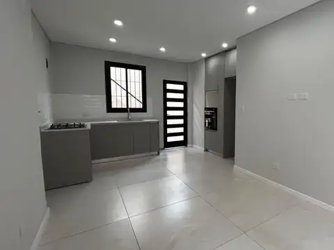 Depto Tipo Casa 3 ambientes con 1 baño