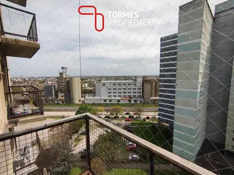 VENTA - Departamento 3 ambientes con balcón saliente en Torres de Empleados de Comercio - Mar del Pl