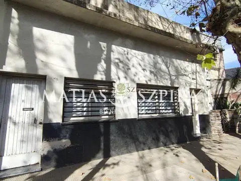 Cuevas 3616. Entre Jose Ignacio Rucci y Estero Bellaco