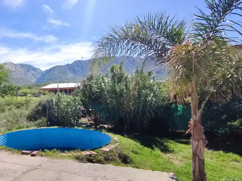 Casa en venta a mts del Arroyo Benitez, Cortaderas San Luis