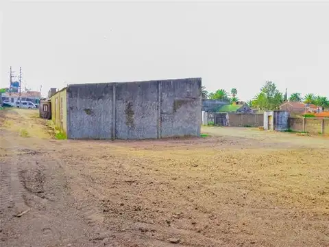 Terreno en Venta 27  mts Frente