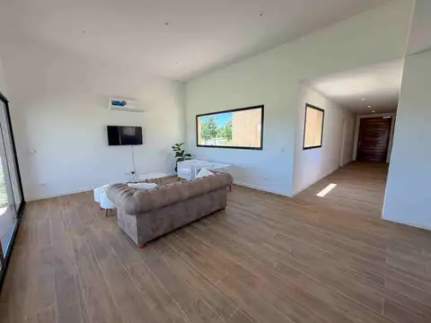 VENTA CASA CARDALES EL CAMPO A ESTRENAR PISCINA