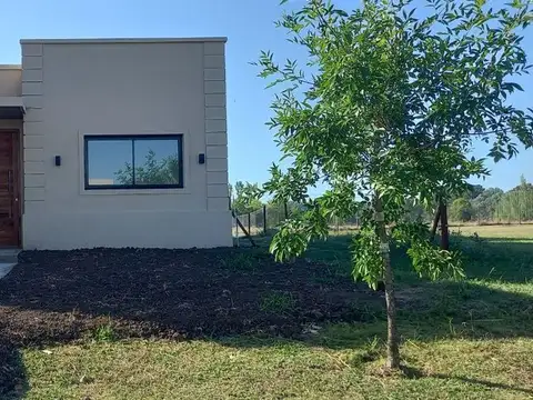 Casa en Venta en Countries y Barrios Cerrados en Campana, USD 100.000