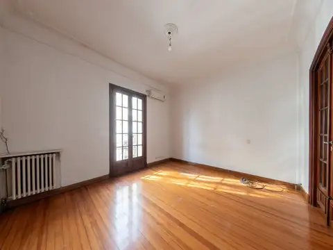 VENTA DPTO 7 AMBIENTES, OPRTUNIDAD!!! 