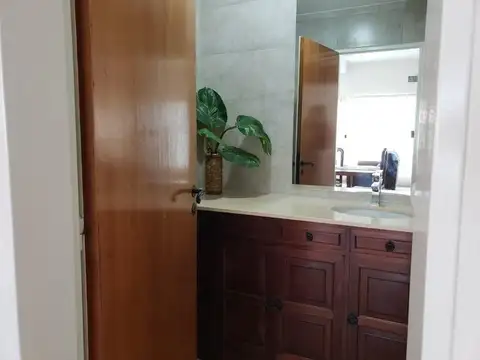 Casa en Venta en Castelar Norte, USD 290.000