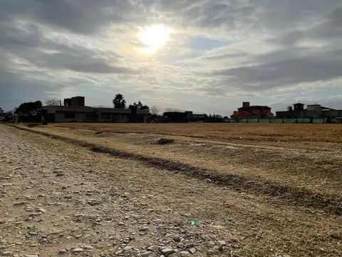 Club de Campo El Aybal. 200