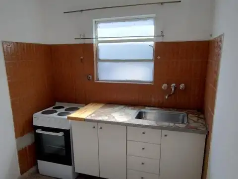 Depto Tipo Casa en Alquiler de 3 ambientes