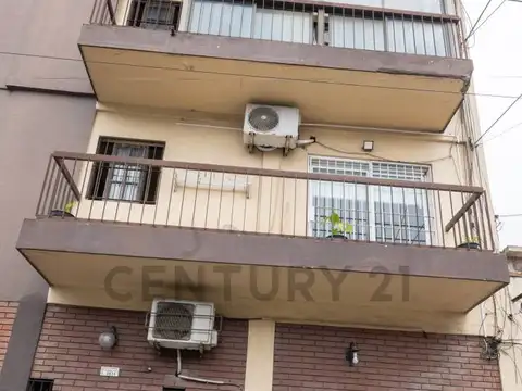 DEPARTAMENTO 3 AMBIENTES EN VENTA CON PATIO – CIUDADELA