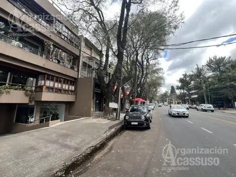 Local en Venta en Acassuso Vías  /  Libertador, USD 118.000