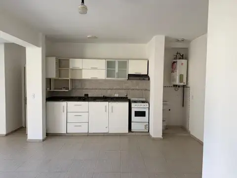 Depto Tipo Casa en Alquiler de 3 ambientes