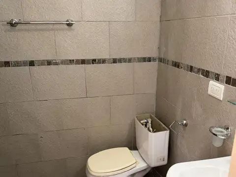 Alquiler Ph de 3 ambientes con patio