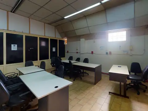 Galpon en Venta 10  mts Frente