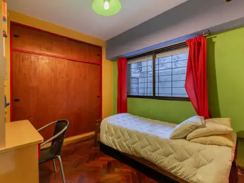 Depto Tipo Casa 4 ambientes con 2 baños
