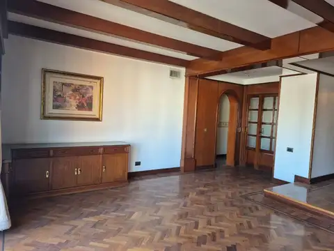 Departamento en Venta de 5 ambientes
