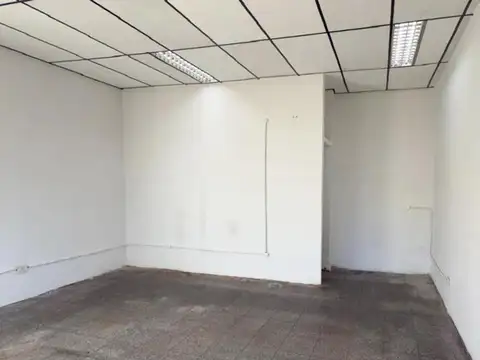 Local en Alquiler en Paso del Rey, $ 650.000