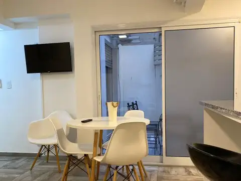 Arenales 2459/63 , Piso 1