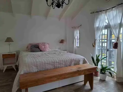 CASA EN VENTA CITY BELL 1 DORMITORIO