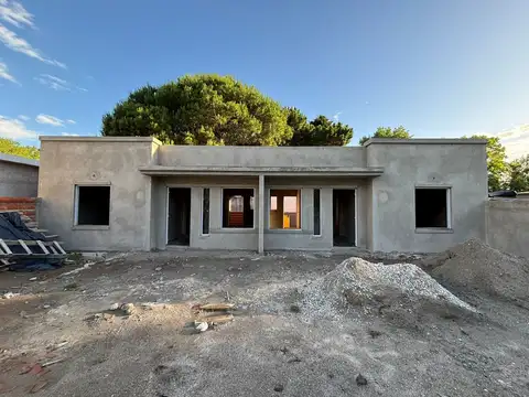 Casa en Venta en Mar Del Tuyu, USD 24.000