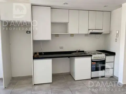 Depto Tipo Casa en Alquiler de 3 ambientes