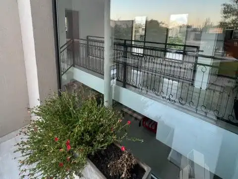 Casa 5 ambientes con piscina en venta apta credito- La Candida