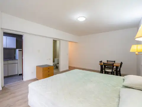 Esmeralda 900, Piso 3