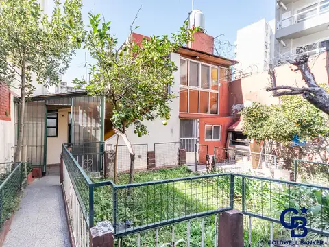 PH 6 Ambientes con Jardín, Parrilla y Patio en Caballito – Sin Expensas