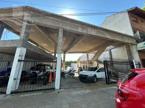 Terreno / Local Con Losa en Venta en Villa Adelina-San Isidro