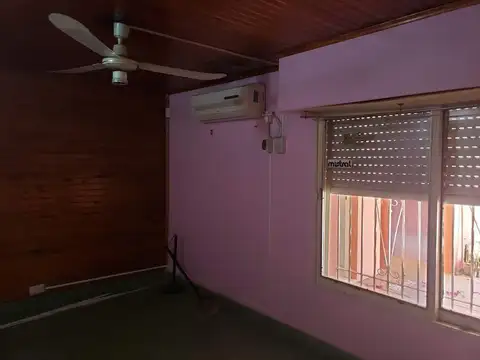 Casa 6 ambientes con 3 baños